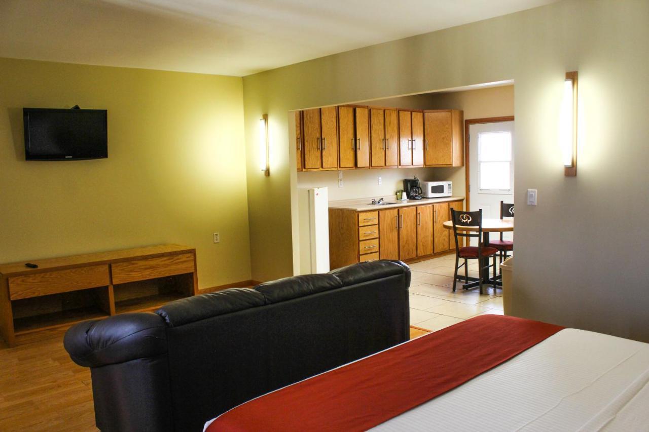 La Huerta Inn & Suites Ciudad Cuauhtemoc  Экстерьер фото