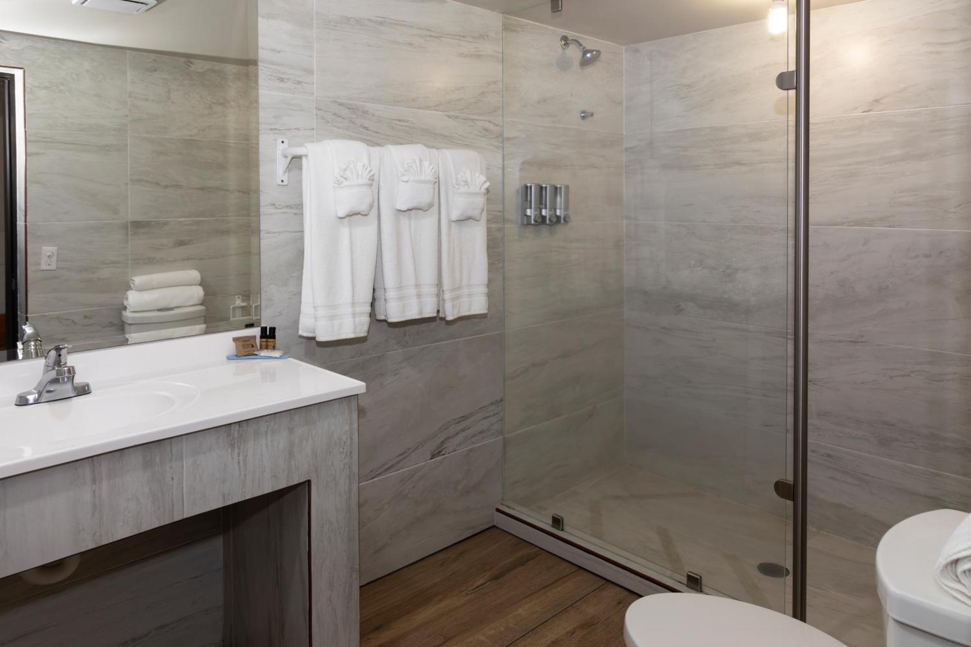 La Huerta Inn & Suites Ciudad Cuauhtemoc  Экстерьер фото